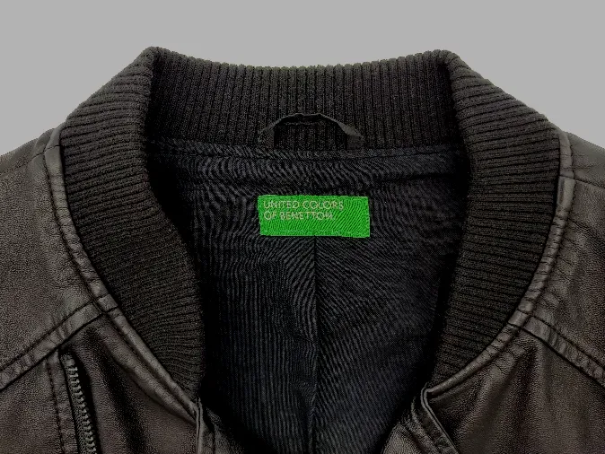 Benetton Mädchen Jacke schwarz Gr.2XL (160cm) – Bild 4