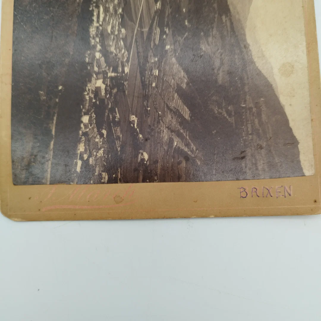 Antiquarische Fotografie - Ansicht Brixen, Südtirol / I. March – Bild 2