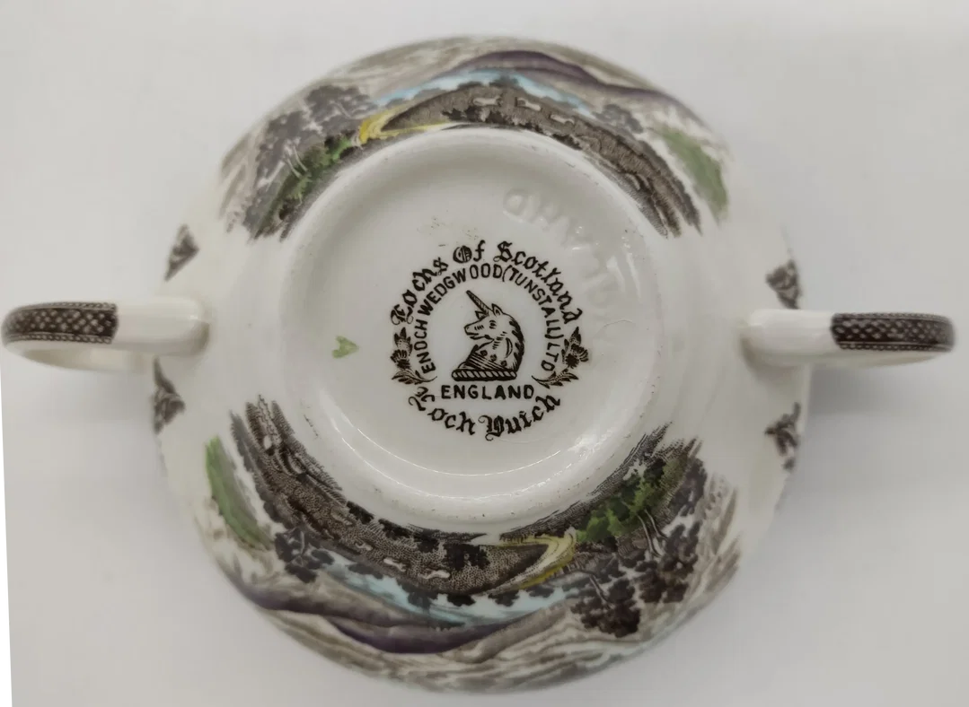 Enoch Wedgwood Tunstall Ltd Suppentasse mit Unterteller Desgin "Lochs of Scotland" – Bild 5