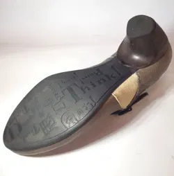 Think! Damen Riemchen Pumps, taupe/creme - Gr. 38,5 - Bild 6