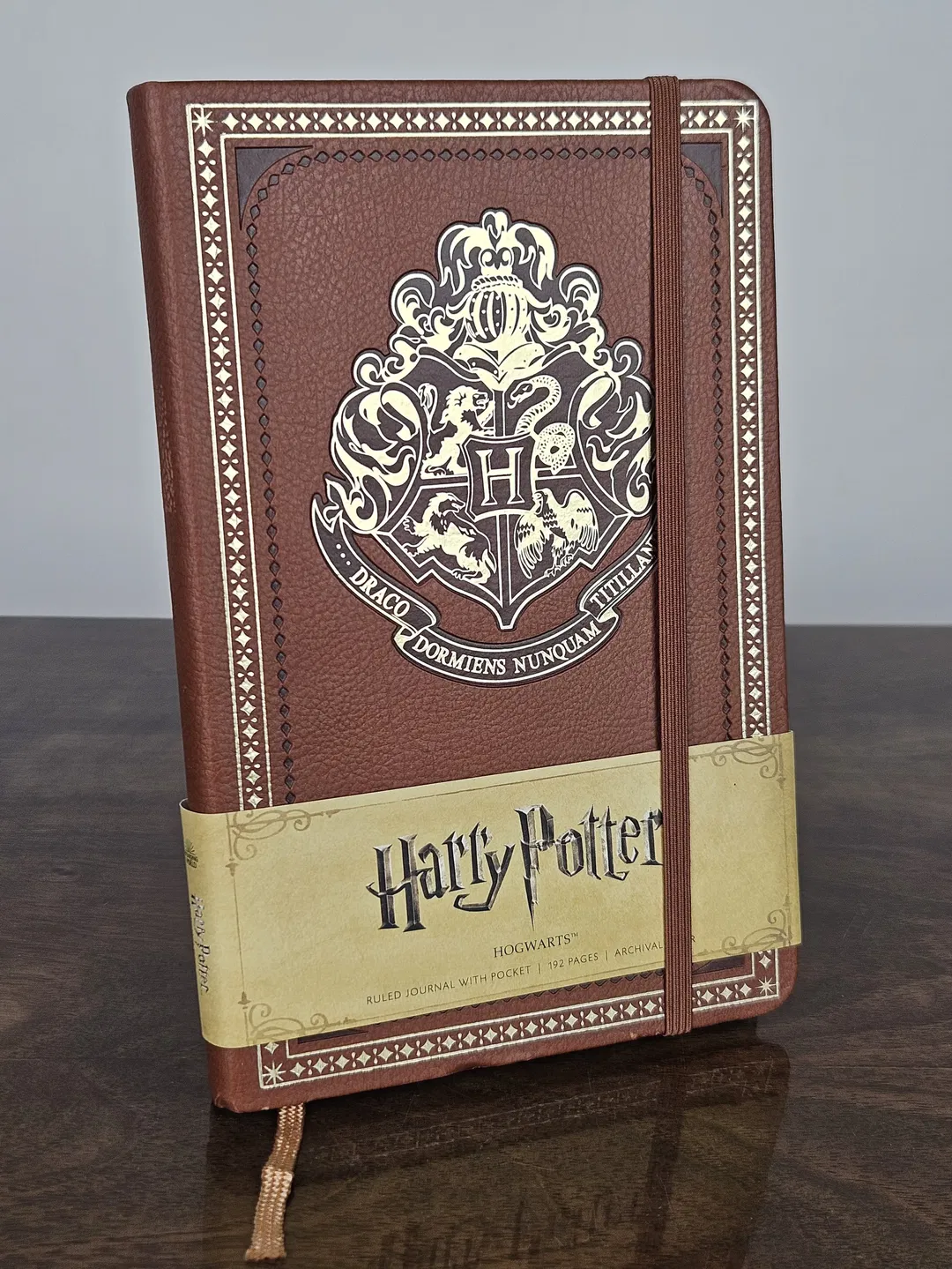 Harry Potter Hogwarts Hardcover Ruled Journal (Notizbuch)- Warner Bros. Consumer Products Inc. - Bild 2