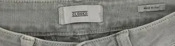 Modische Closed Jeans in Hellgrau - Kurzgröße 25, Gut erhalten, Ideal für Frühling bis Herbst - Bild 2