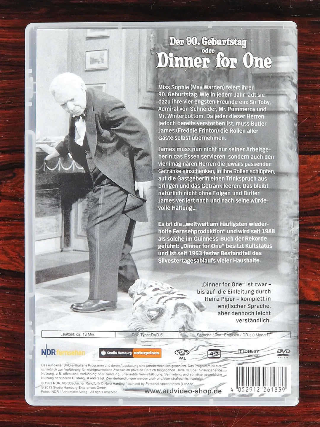 Der 90. Geburtstag oder Dinner for One - Film - DVD – Bild 2