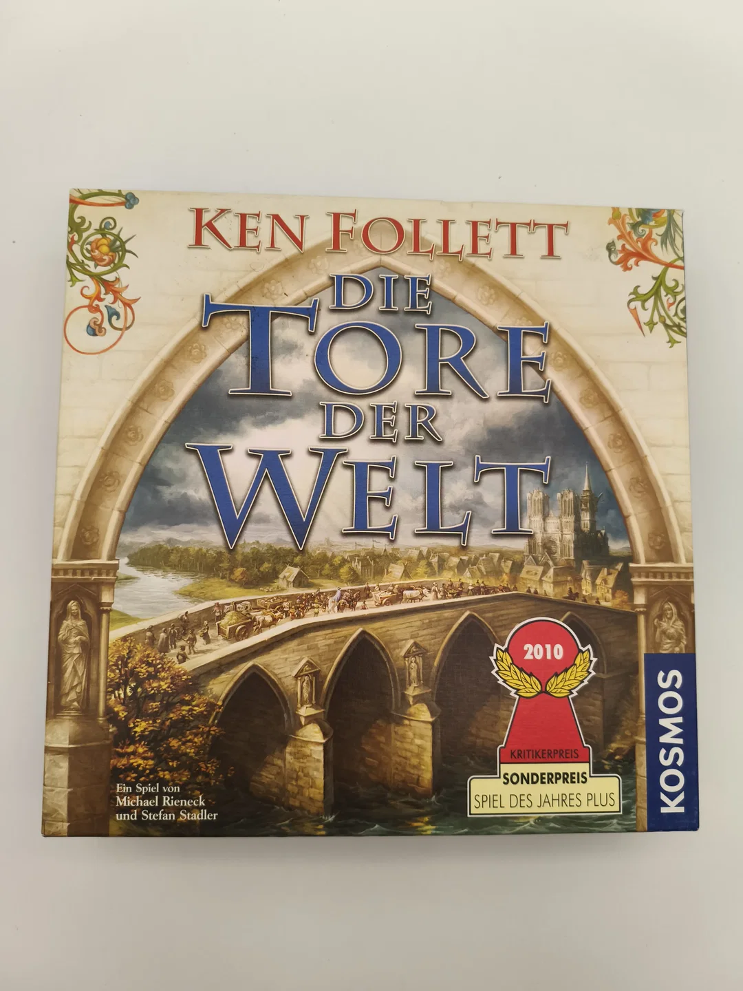 Kosmos, Ken Follett, 