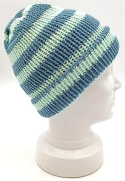 Handgestrickte Wendemütze