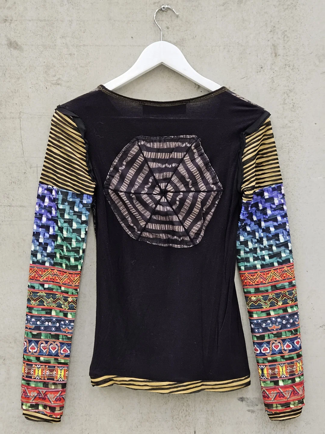 DESIGUAL Damen Langarmshirt, gemustert  Gr. S – Bild 2