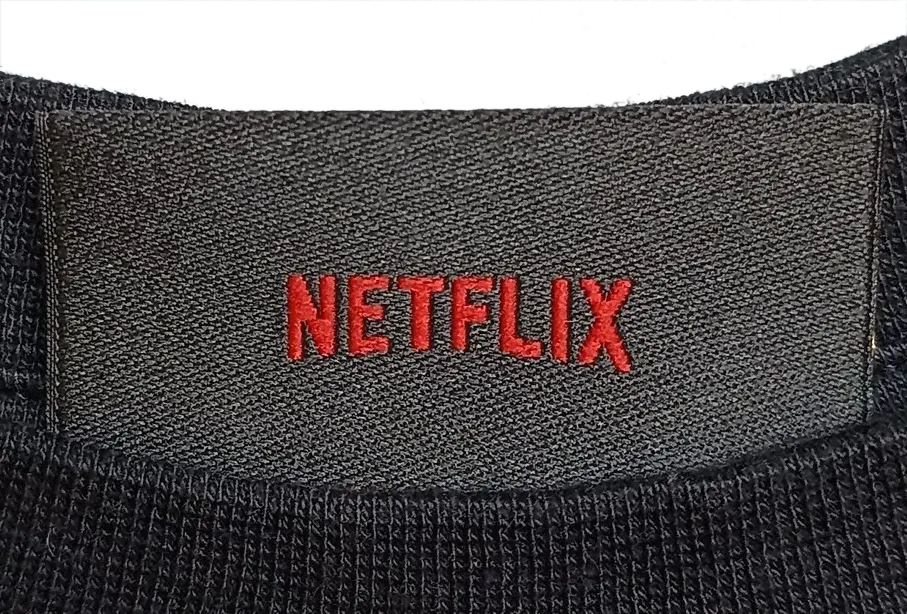 Netflix Stranger Things Damen Croptop schwarz – Bild 3
