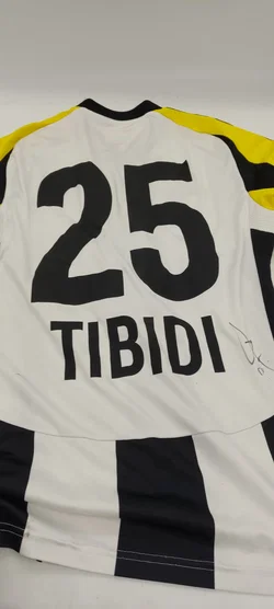 Fußballtrikot LASK Linz Nr.25 Tibidi mit Signatur Gr. S - Bild 1
