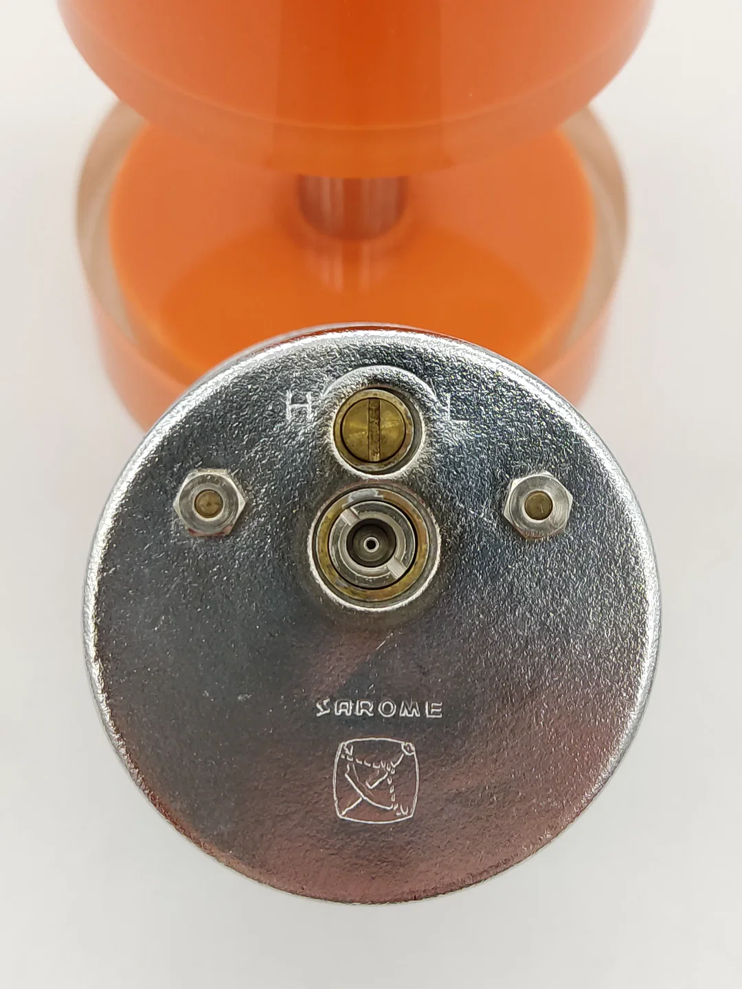 orangenes Tischfeuerzeug - Original Sarome – Bild 3