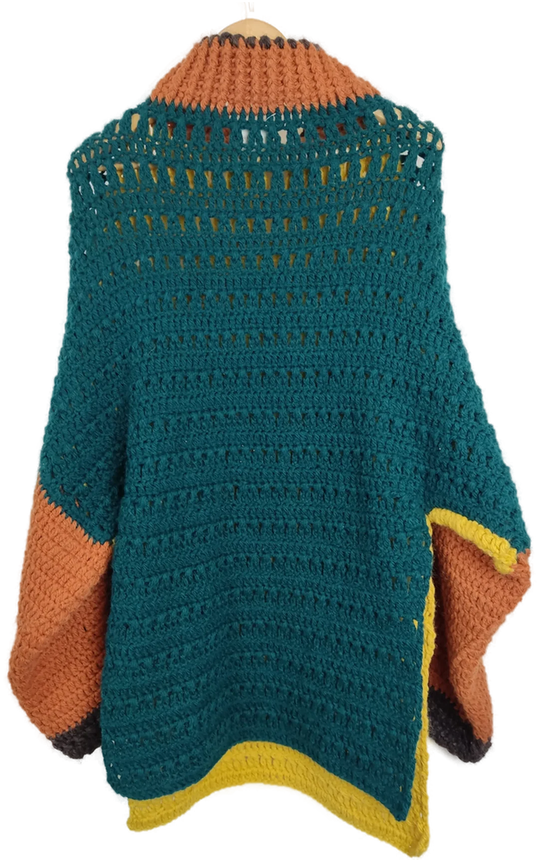 Damen Poncho mit Ärmel bunt ( 50% Alpaka, 50% Merino) – Bild 2