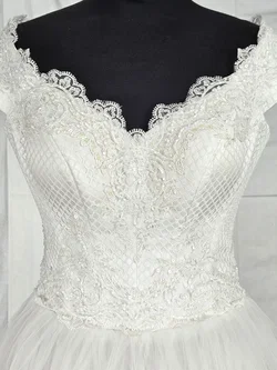 Hochzeitskleid - 03 - Atelier Irvalda (Wien) - Gr. M - Bild 7