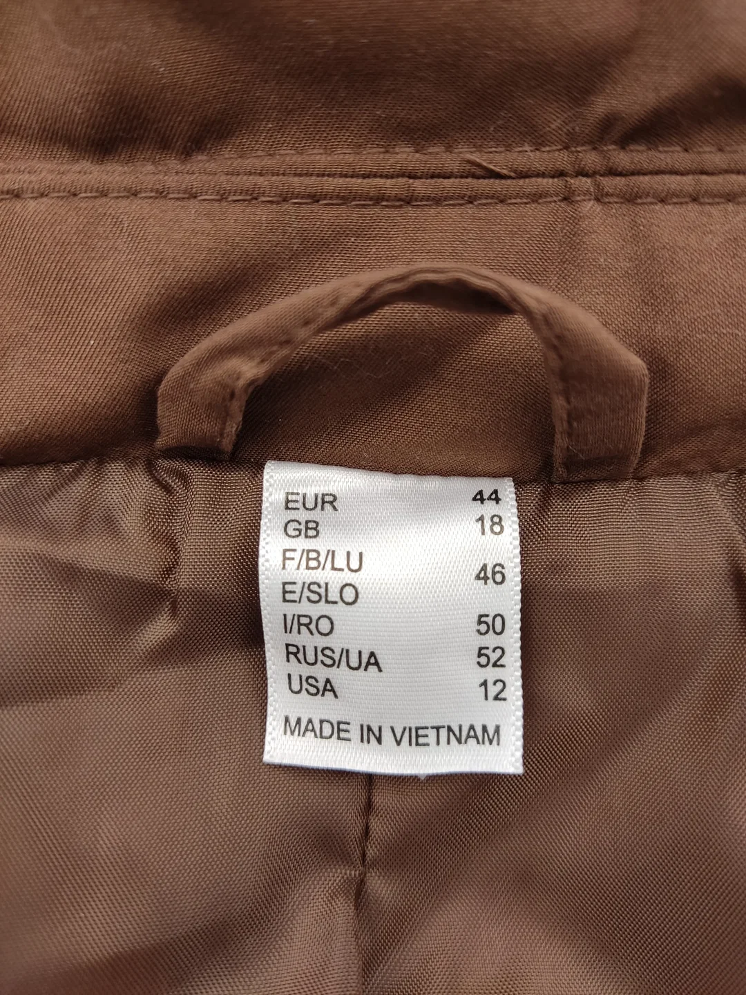 Damen Winterjacke mit abnehmbarer Kapuze Größe 44 | Gemütlicher Klassiker – Bild 5