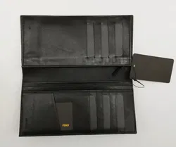Fendi Geldtasche inkl. Stoff-Täschchen mit Etikett - Bild 3