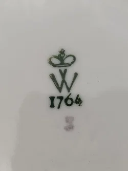 Kleine Durchbrochene Schale mit Goldrand Wallendorfer Porzellan | Thüringer Erbstück – Vorschau 6