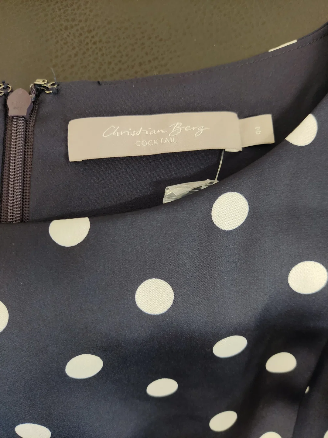Rockabilly Mittellanges Kleid  – Bild 4