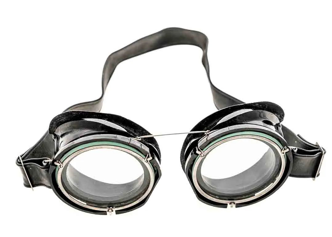 Motorradbrille Design "Swiss Motorcycle Goggles" mit Etui – Bild 3