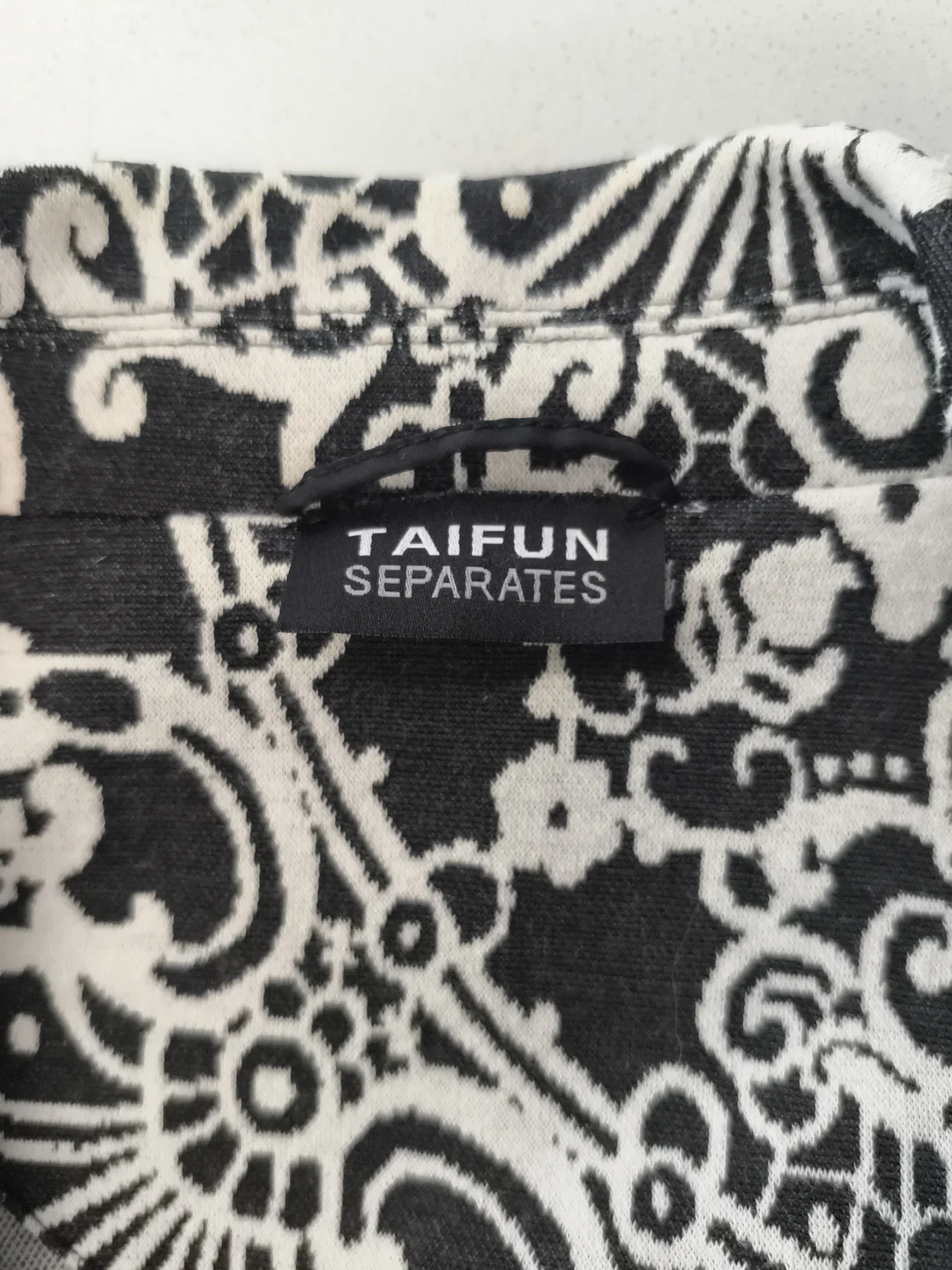 Taifun, Damenblazer, Gr. 42 – Bild 3