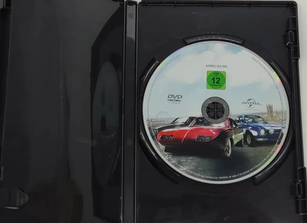 DVD "Fast & Furious 6" mit Vin Diesel, Paul Walker und Dwayne Johnson – Bild 3