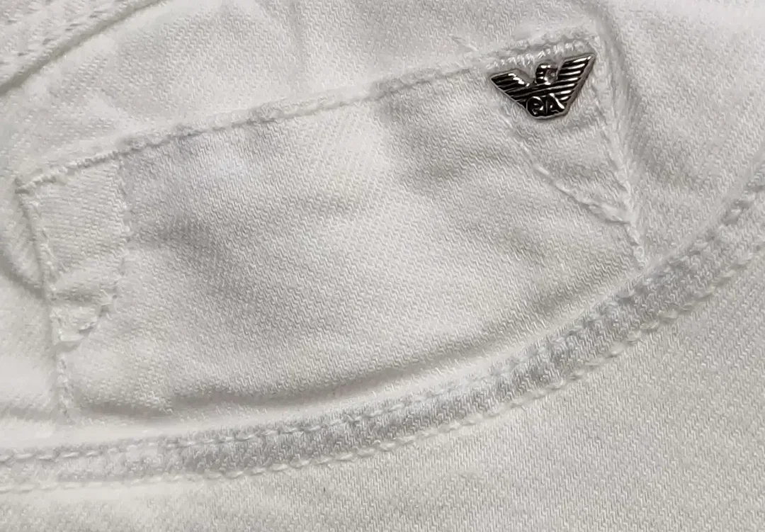 Armani Jeans "Orchid" Damen weiß Gr. L – Bild 3