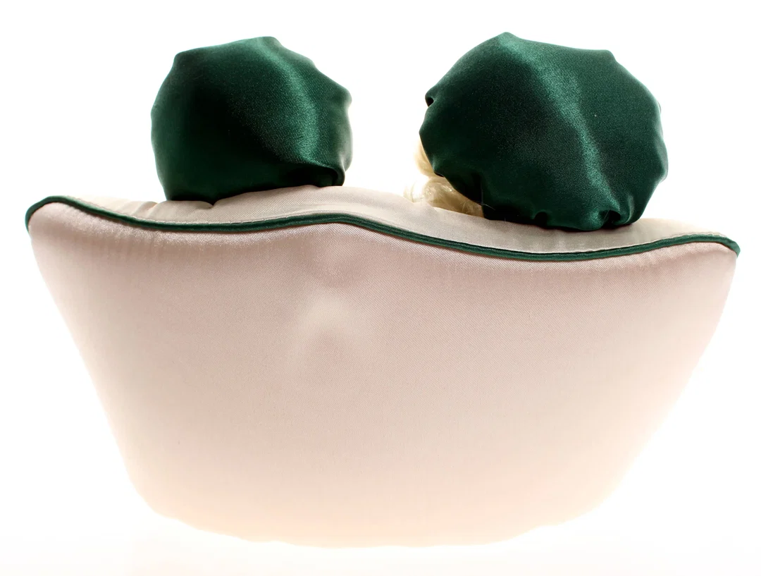 2 Porzellanpuppen auf Sofa – Certificato di Garanzia, ca. 19 cm – Bild 2