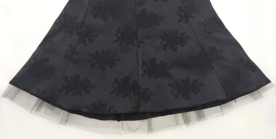 Orsay Damen Satin-Minikleid schwarz mit floralen Stickereien Gr. XXS – Bild 3