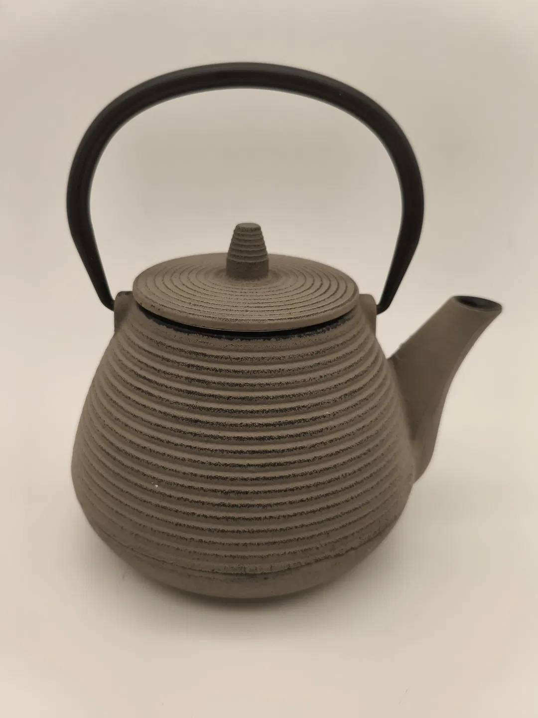 Teekanne Gusseisen mit Sieb - Bild 1