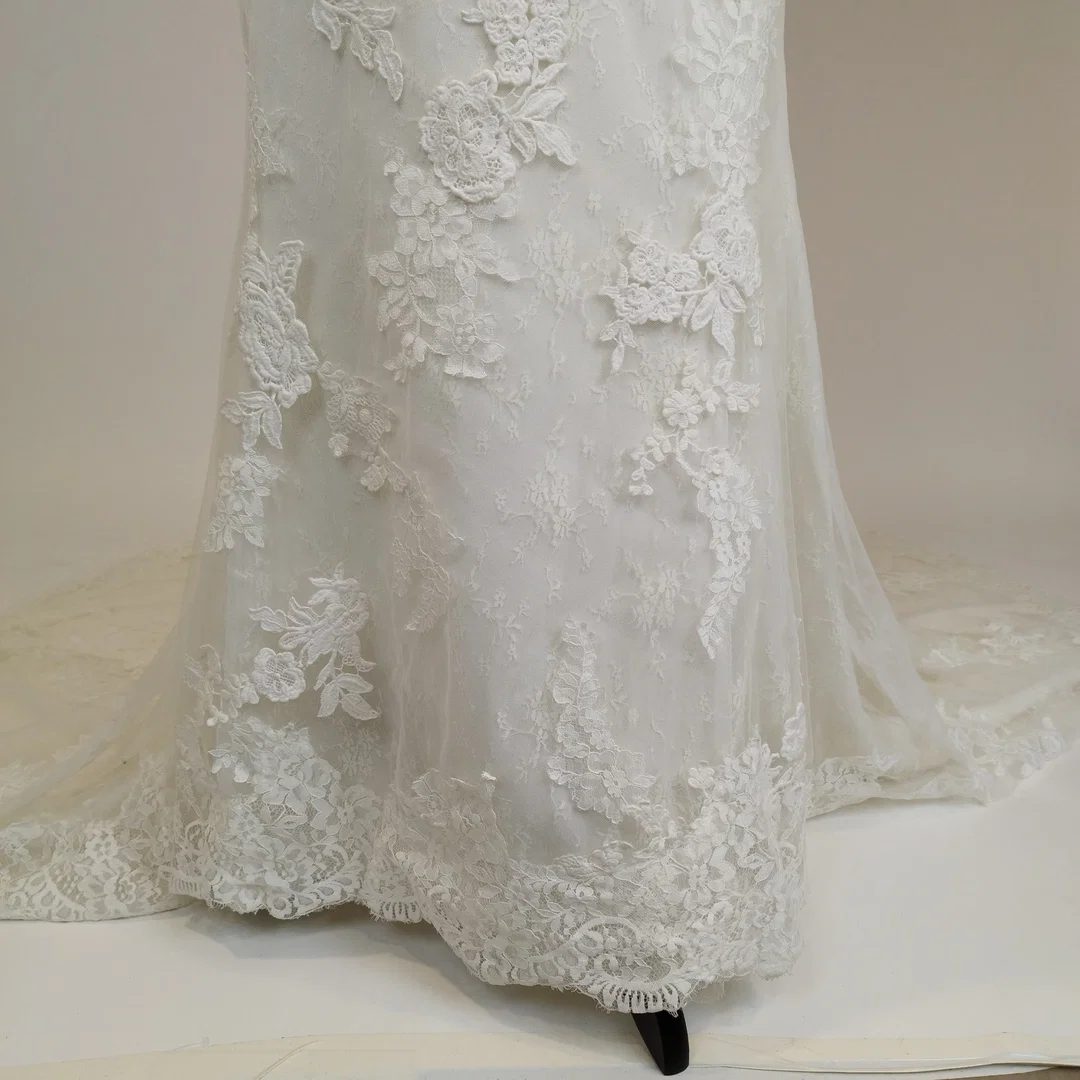 Pronovias Barcelona Brautkleid mit Schleppe - D36 / 100% Polyester – Bild 3