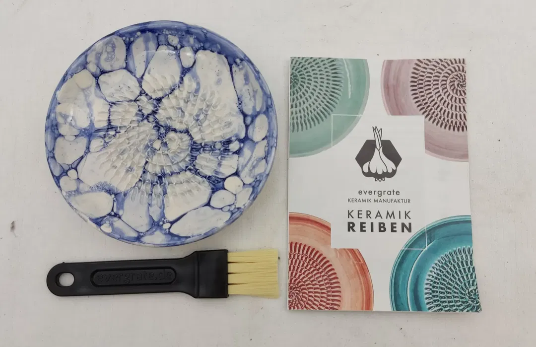 Evergrate - Tellerreibe und Pinsel - Bild 1
