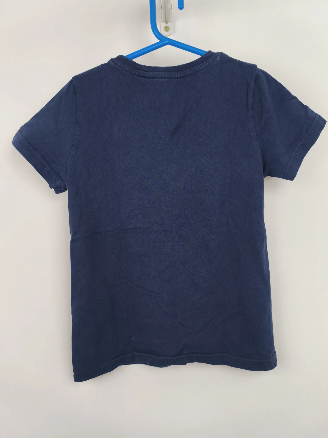H&M Jungen T-Shirt, mit Wendepailetten, Gr. 134/140 – Bild 2