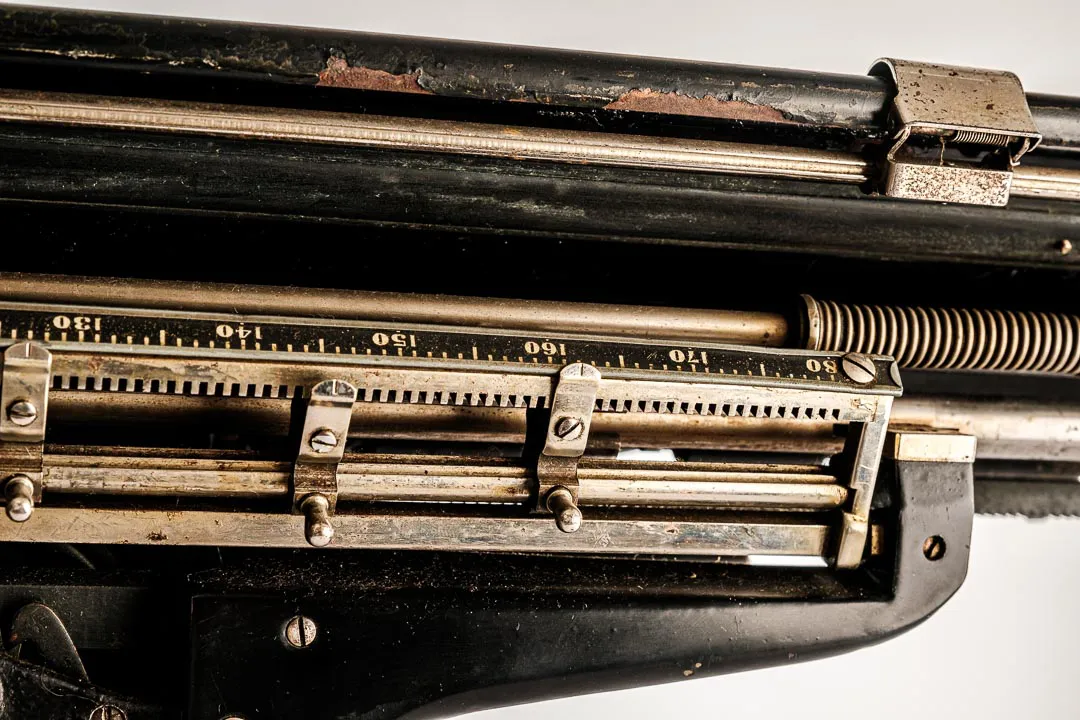 Schreibmaschine Underwood Standard Typewriter Vintage – Bild 12