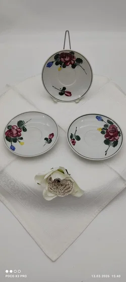 Lilien Porzellan Mokka-Untersetzer 3er | Vintage-Schatz - Bild 3