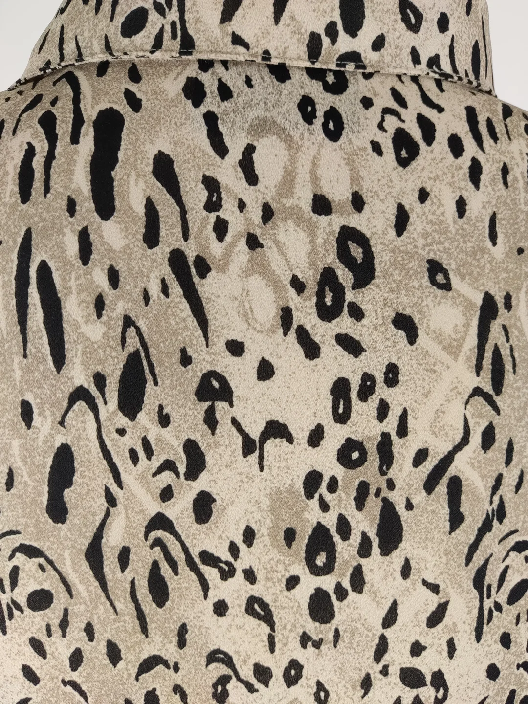  Bluse mit Top-2 tlg. "Canda", kurzarm mit Kragen, schwarz und schwarz/grün, Gr.öße 50 – Bild 5