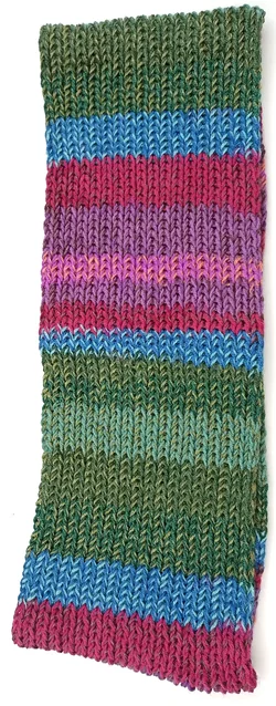 Handgestrickter Loop Schal – Vorschau 2