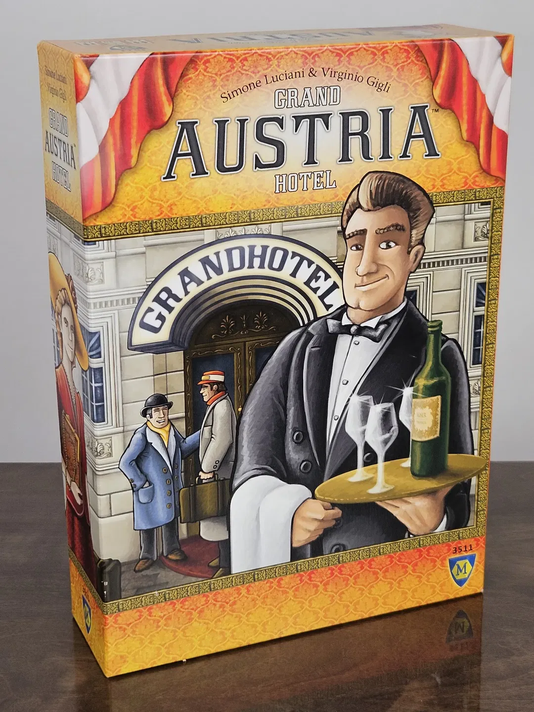 GRAND AUSTRIA HOTEL - Gesellschaftsspiel - Mayfair Games (Englische Version) - Bild 1