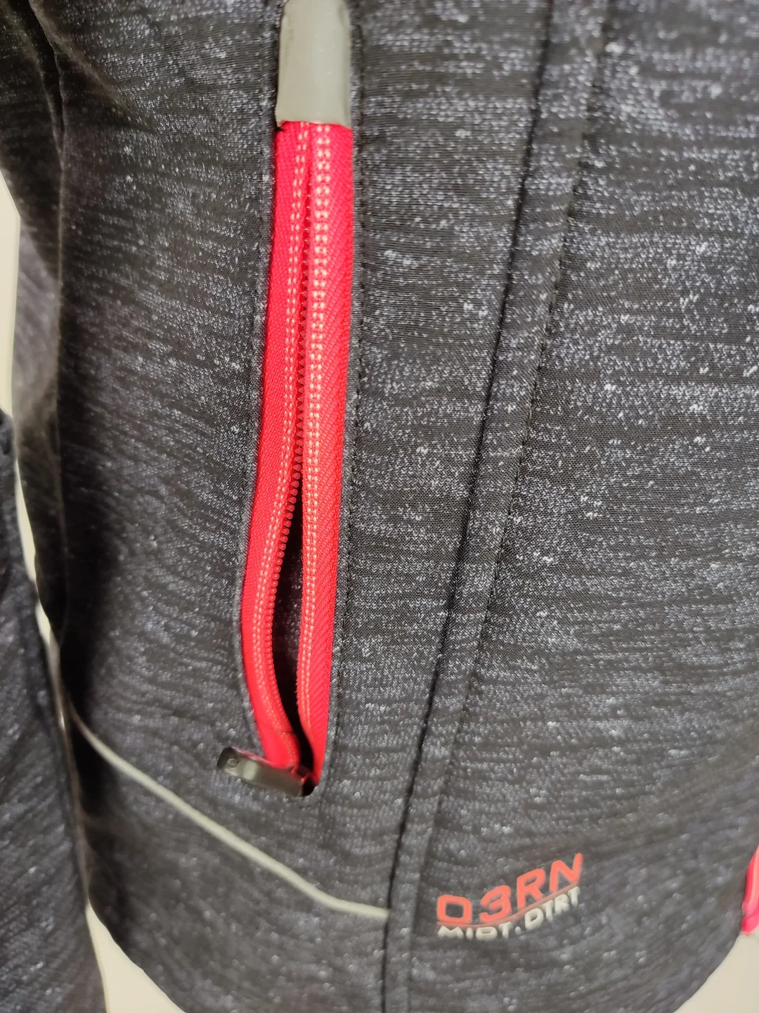 Sportjacke "Northville" langarm mit Zipp,, schwarz meliert mit Aufdruck, Größe 158 – Bild 4