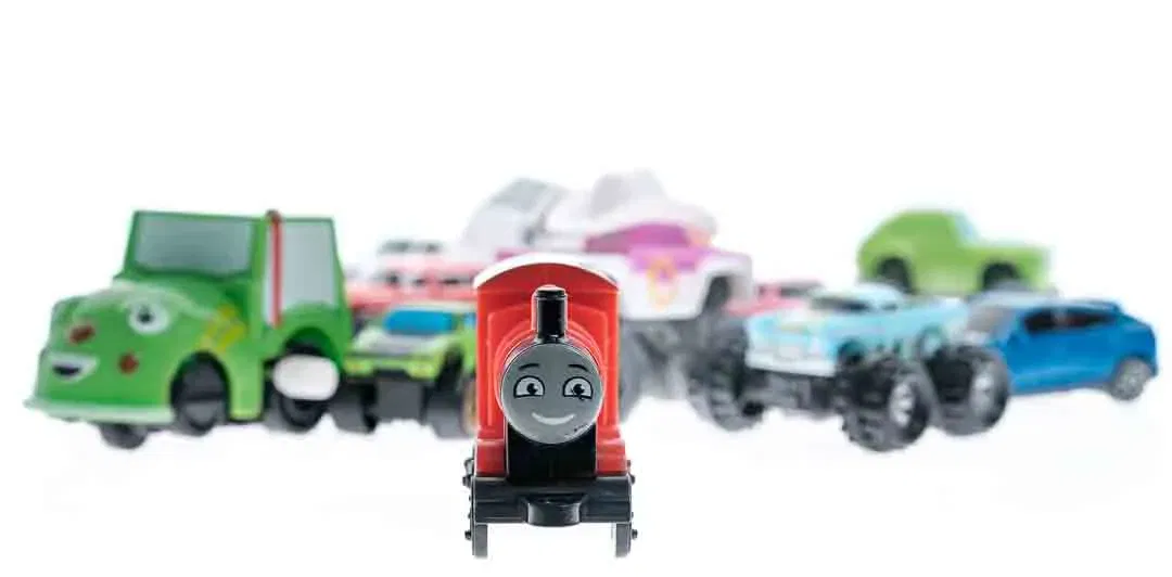 13 Spielzeugfahrzeuge für den Setzkasten  - Bild 4