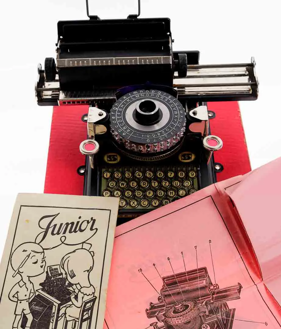 JUNIOR Vintage Tragbare Mini Schreibmaschine in Originalverpackung – Bild 6