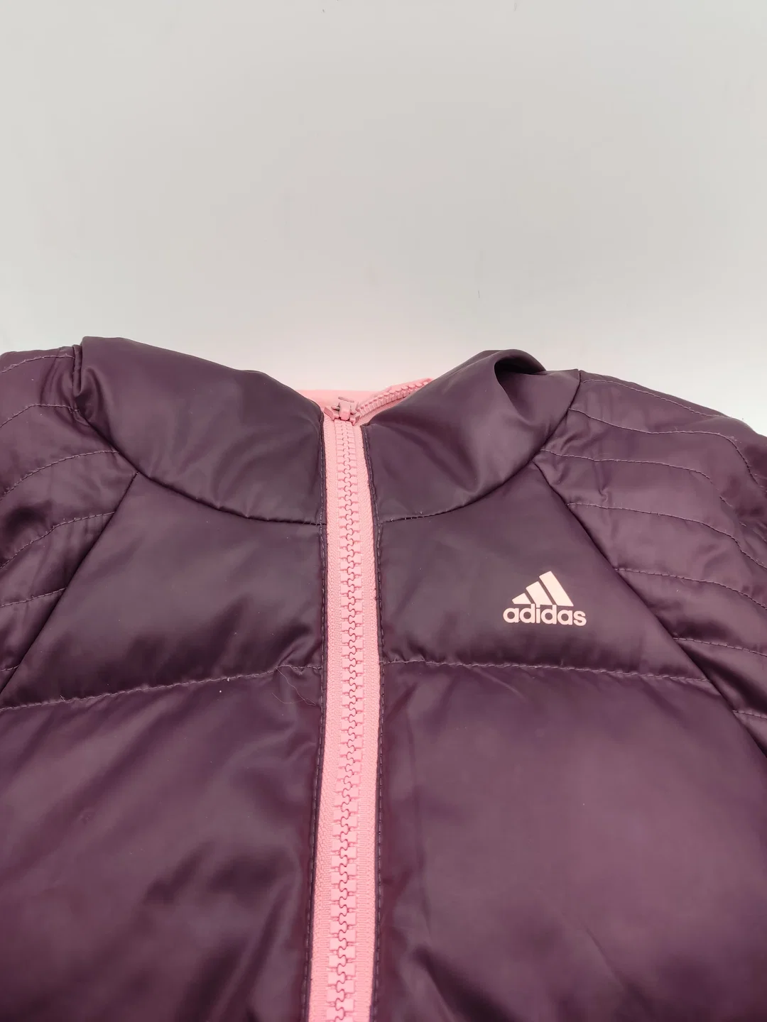 Adidas Damen Steppjacke aubergine Gr. 34-36 – Bild 4
