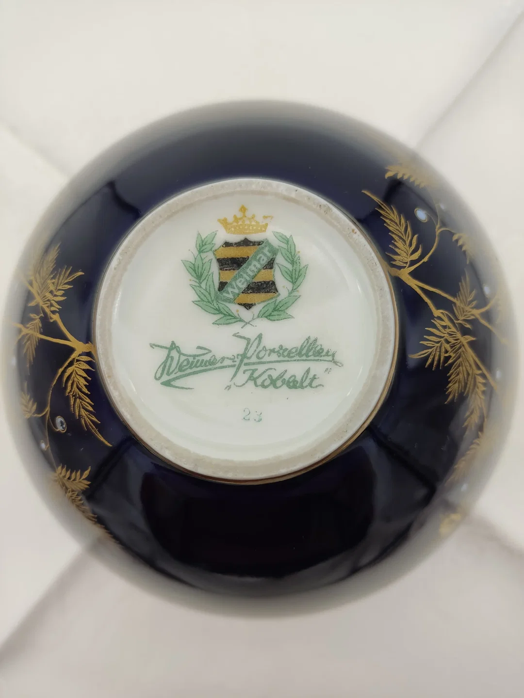 Vase Weimar Porzellan,  Echt Kobalt mit Golddekor | Zeitloser Klassiker – Bild 6