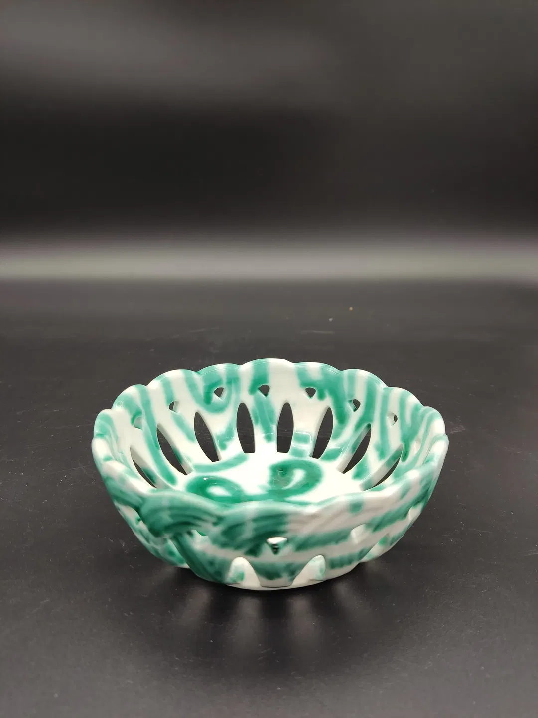 Gmundner Keramik kleiner Brotkorb grüngeflammt - Bild 1