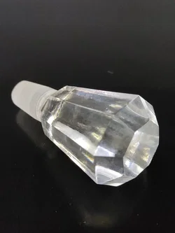 Kleiner Vintage Flakon, facettiertes Glas mit Glasstöpsel – Vorschau 6