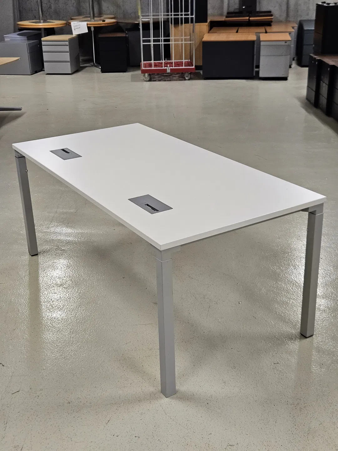 Steelcase Schreibtisch weiß/grau - 160 x 80 cm - Büromöbel  - Bild 4