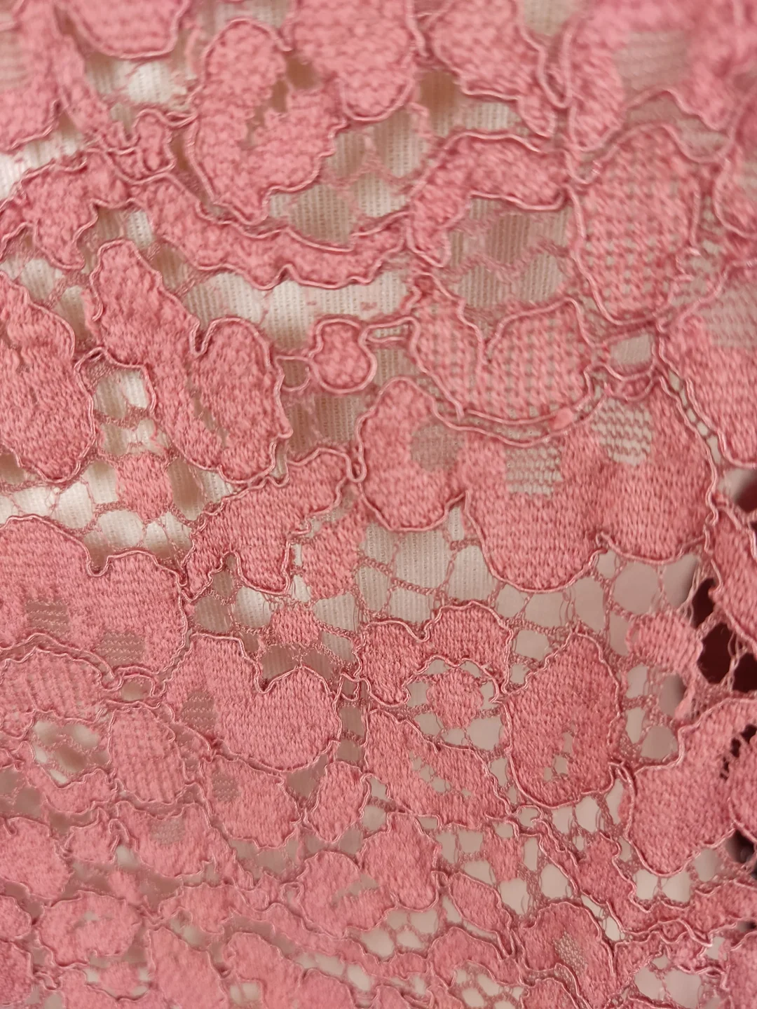 T-Shirt "Yessica", dreiviertelarm mit Rundhalsausschnitt und Spitze, altrosa, Größe 40 (geschätzt) – Bild 2