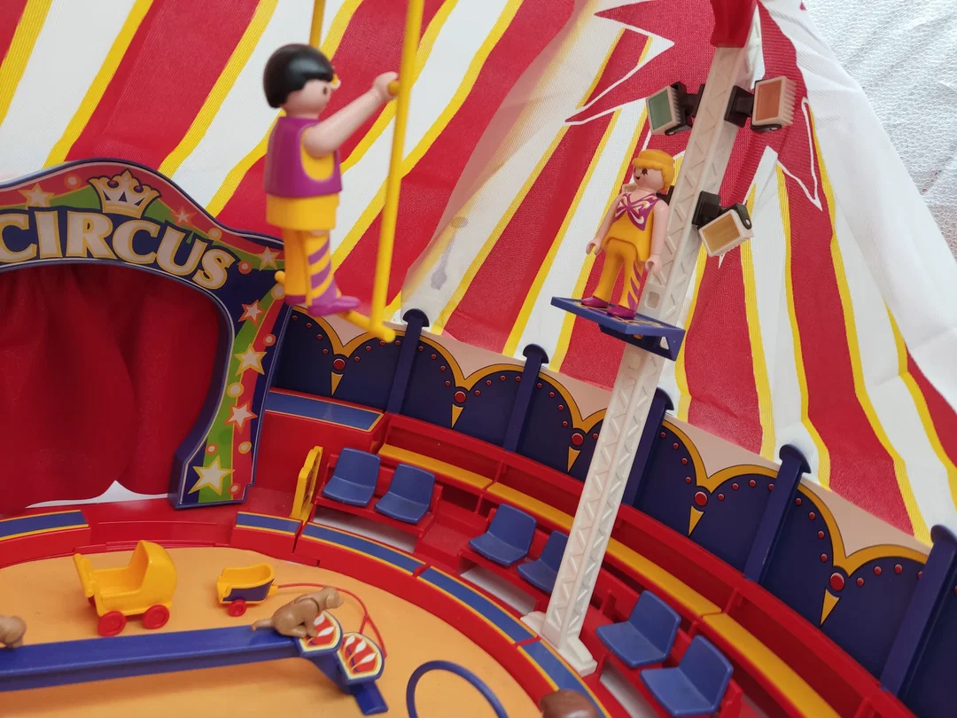 Playmobil Zirkus, Zirkuskapelle mit 4 fach Soundmodul, Hundezirkus, Artisten und Zauberkünstler – Bild 7