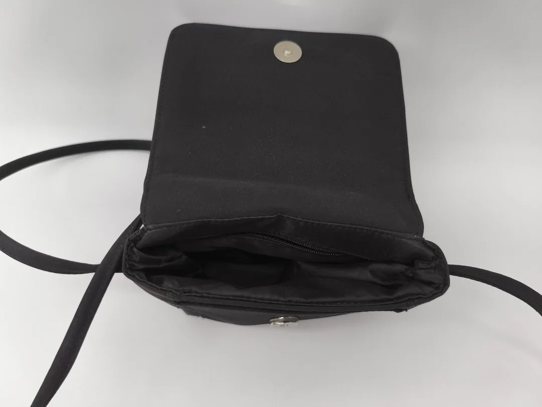 Papillon, schwarze Umhängetasche, Crossbody Bag, Stoff/Nylon – Bild 4