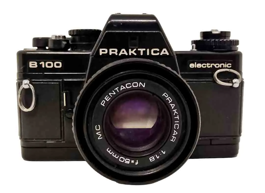 Praktica B100 electronic + MC Pentacon Prakticar 50mm f/1.8 + Tasche – Bild 1