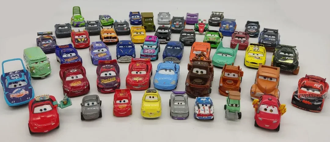  Mattel Disney/Pixar Cars Spielzeugautos 50 Stück – Bild 2