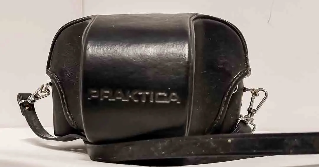 Praktica B100 electronic + MC Pentacon Prakticar 50mm f/1.8 + Tasche – Bild 3