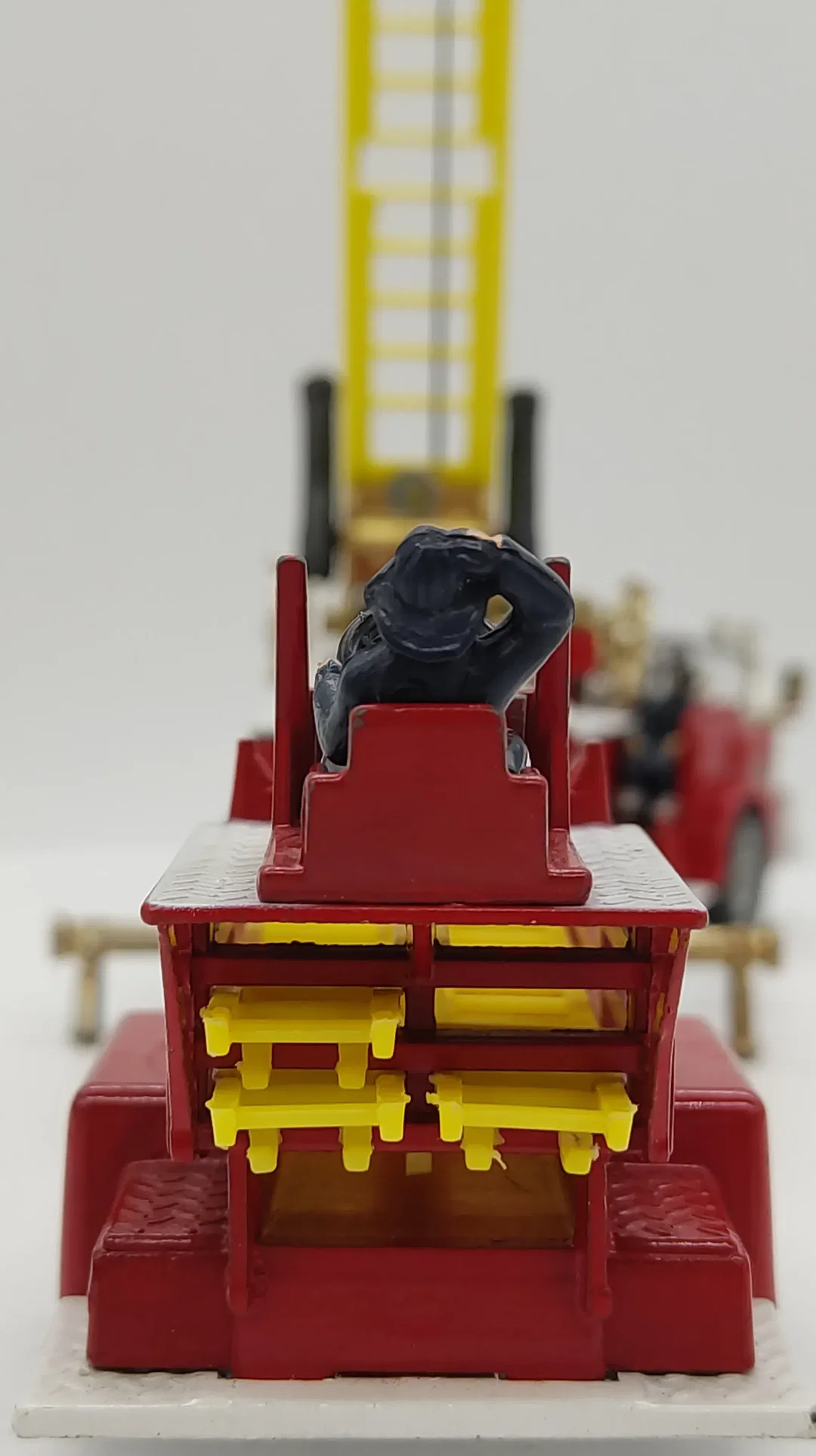 Corgi Major Toys Aerial Rescue Truck  – Bild 10
