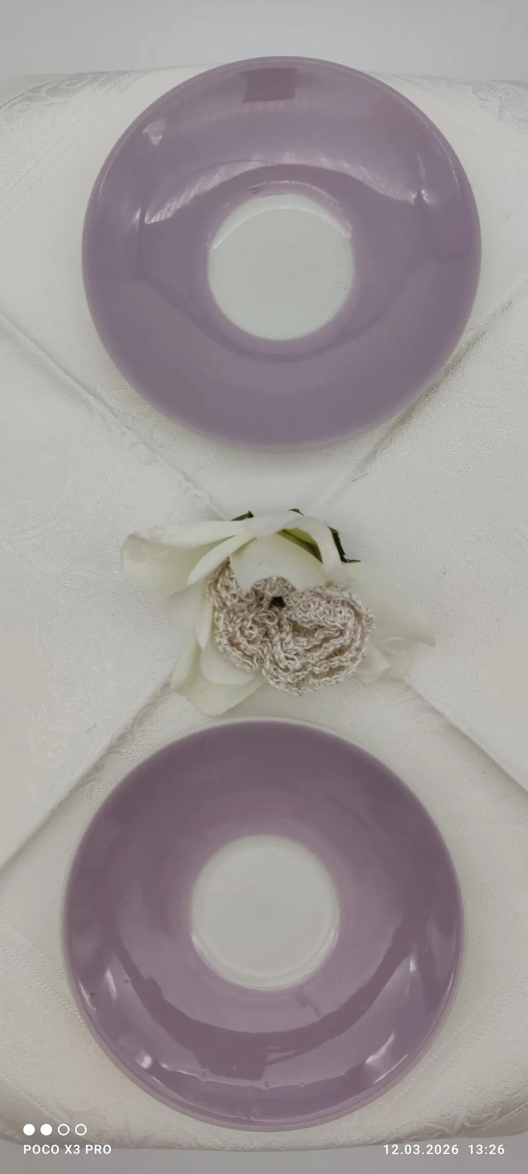 Lilien Porzellan Kaffee-Untersetzer 2er Helllila | Retro-Schatz - Bild 1